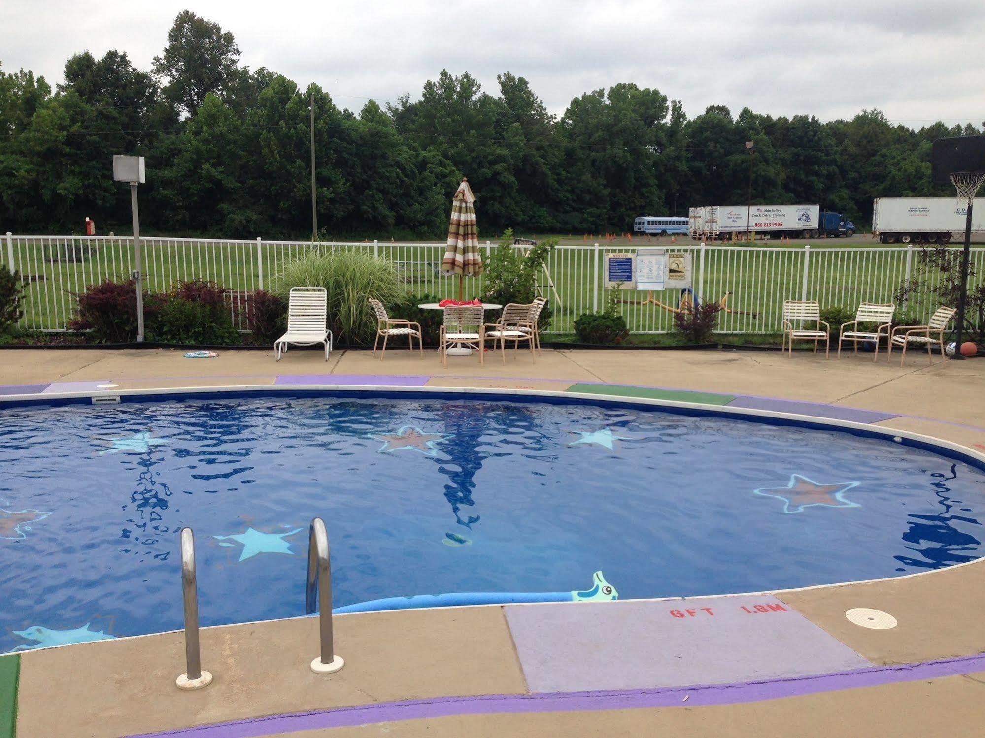 Motel 6 Williamstown, Wv Exterior foto